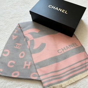Chanel Reversible Pink Grey Cashmere CC Logo Scarf